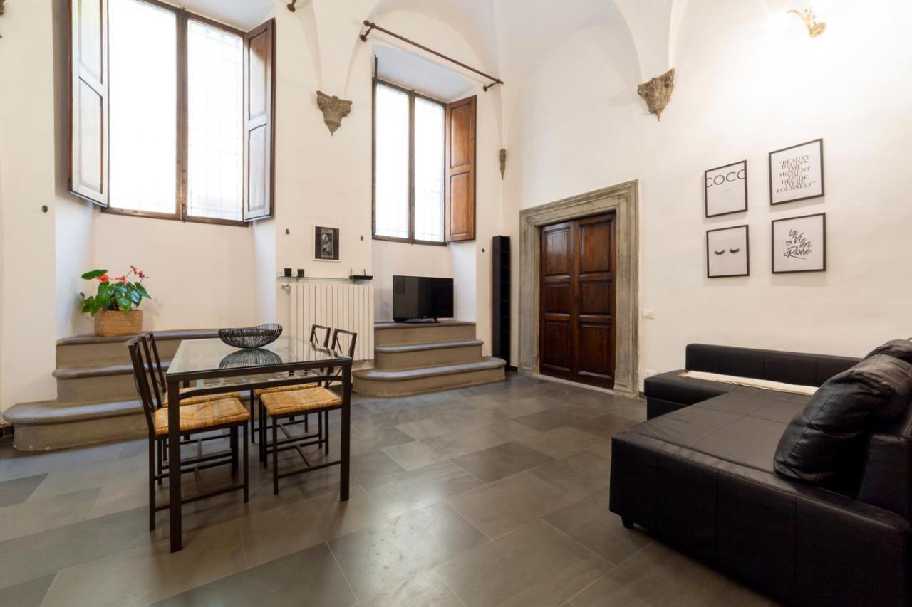 Ferienwohnung Pepi Loft In A Historical Building Florenz Exterior foto